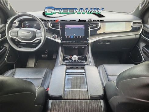 Used 2022 Jeep Wagoneer Series III w/ Flexible Seating Group image 11