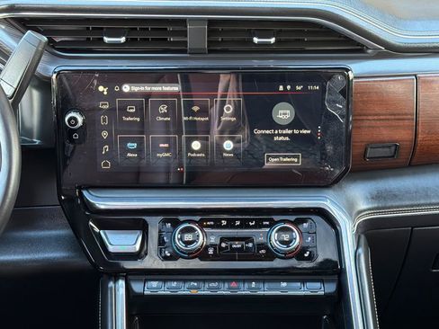 Used 2025 GMC Sierra 3500 Denali Ultimate image 16