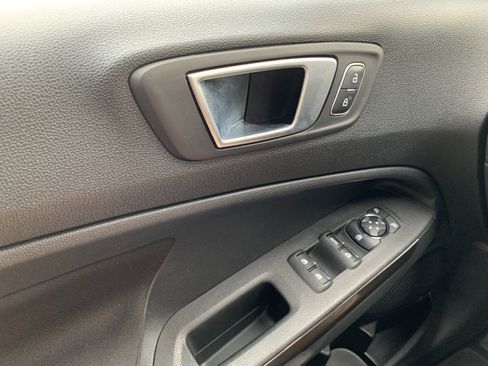 Used 2019 Ford EcoSport SE w/ SE Convenience Package FWD image 14