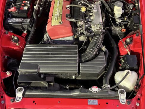 Used 2004 Honda S2000 image 20