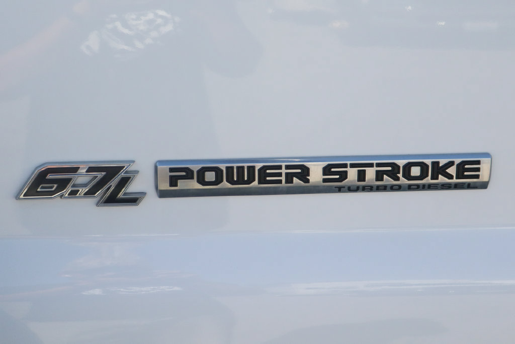 Used 2021 Ford F750 2WD Regular Cab Super Duty image 40