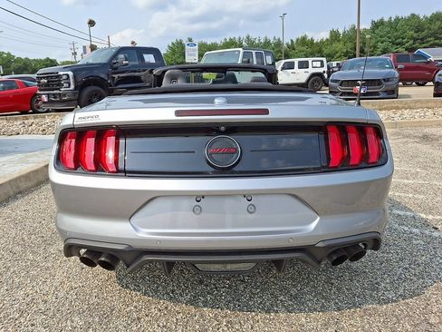 Used 2022 Ford Mustang GT Premium w/ Equipment Group 401A RWD image 5