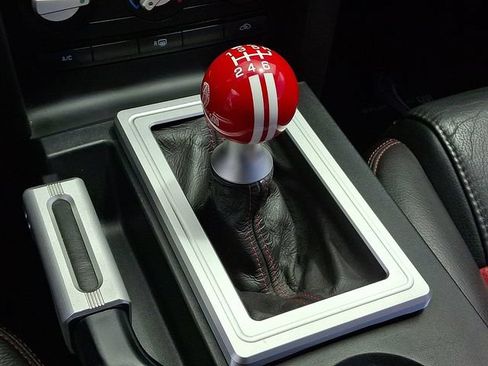 Used 2007 Ford Mustang Shelby GT500 RWD image 9