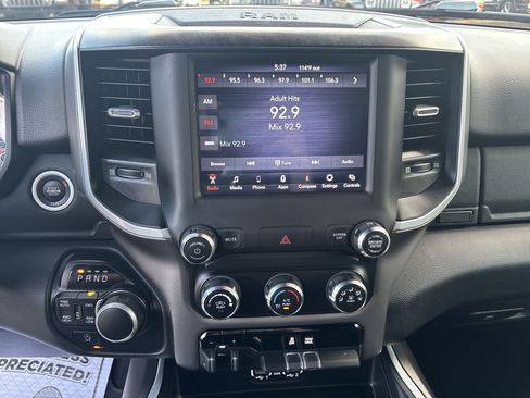 Used 2020 RAM 1500 Big Horn AWD/4WD image 19