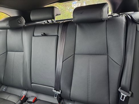 New 2025 Land Rover Range Rover Velar Dynamic SE image 15