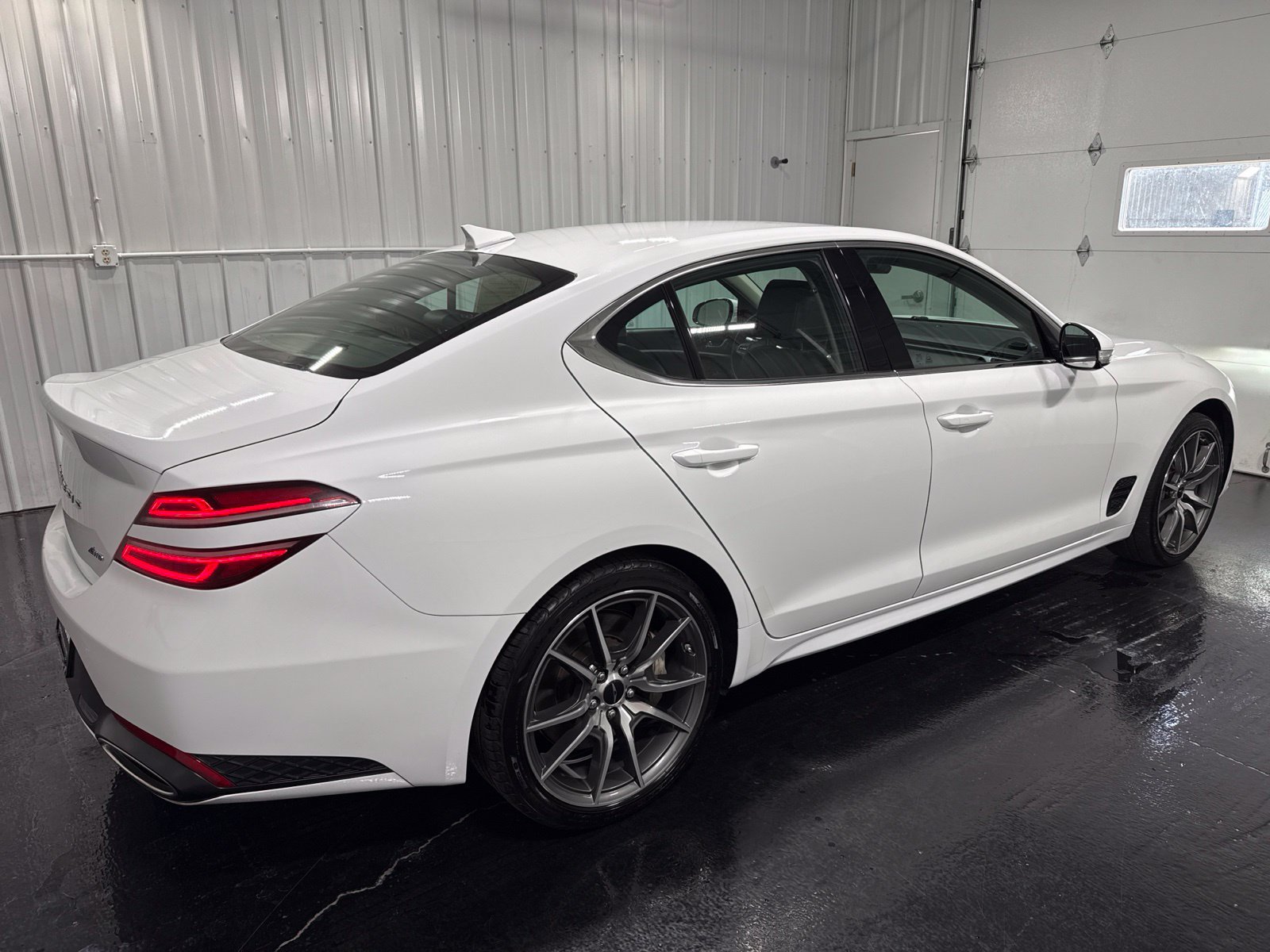 Used 2025 Genesis G70 2.5T AWD/4WD image 6