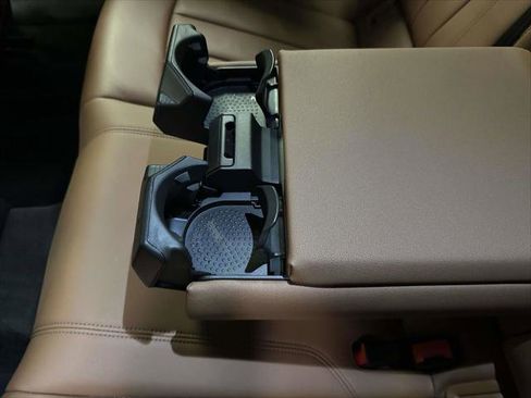 Used 2023 Audi A4 2.0T Premium w/ Convenience Package image 11