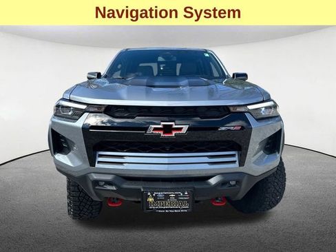 Certified 2025 Chevrolet Colorado ZR2 w/ Midnight Edition AWD/4WD image 5