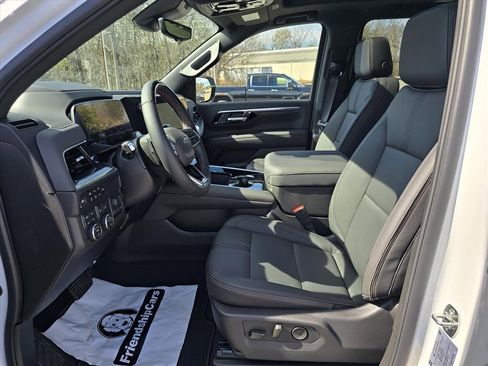 New 2026 Chevrolet Suburban RST w/ Advanced Technology Package image 9