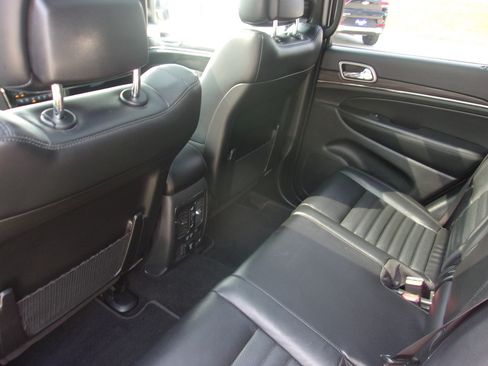 Used 2019 Jeep Grand Cherokee Limited X AWD/4WD image 17