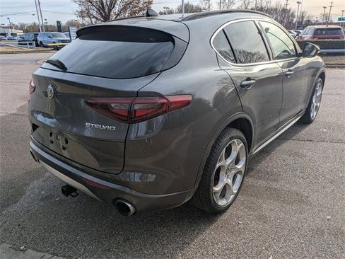 Used 2023 Alfa Romeo Stelvio Ti Lusso w/ Quick Order Package 22X Lusso image 6