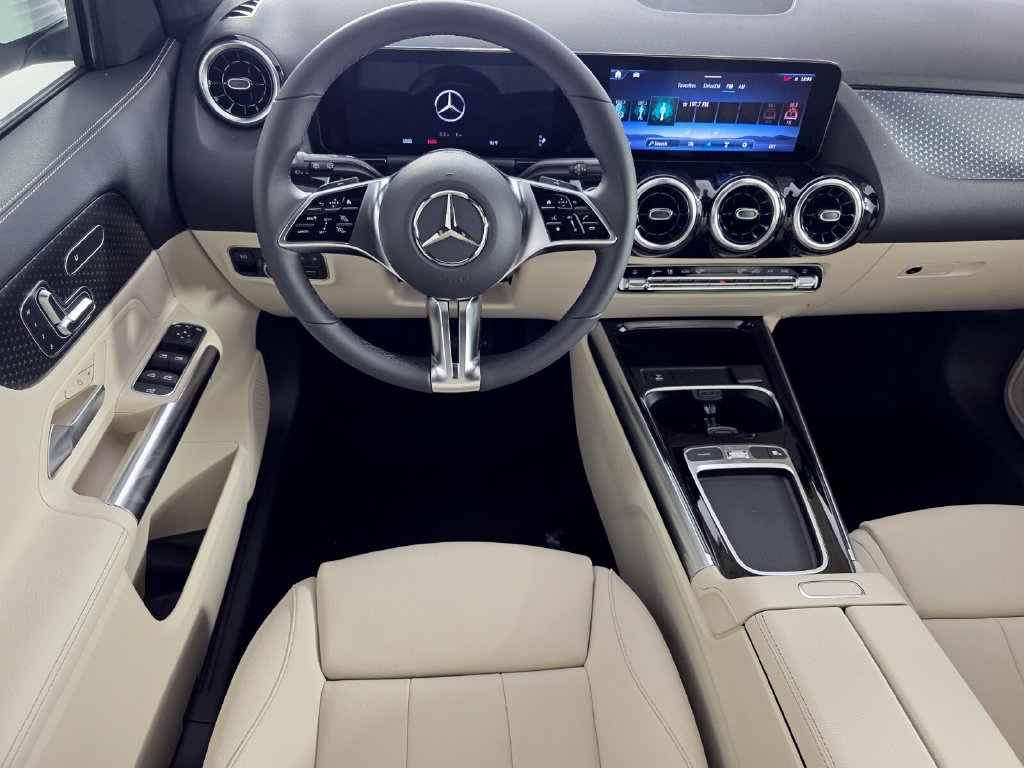 New 2026 Mercedes-Benz GLA 250 image 9