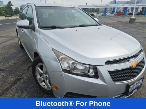 Used 2012 Chevrolet Cruze LT FWD image 2
