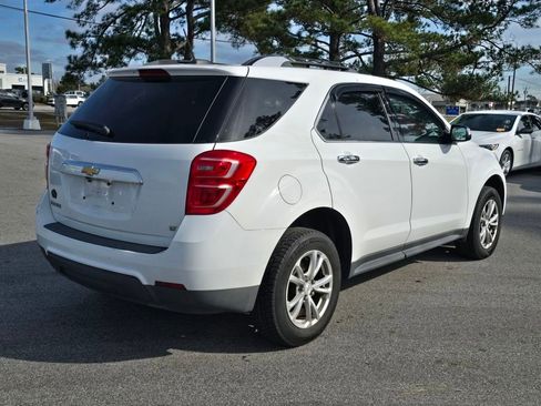 Used 2017 Chevrolet Equinox LT w/ Convenience Package image 5