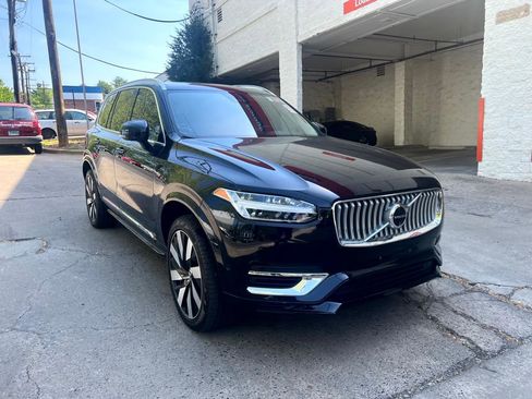Certified 2024 Volvo XC90 T8 Plus AWD/4WD image 20