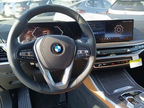 New 2026 BMW X5 sDrive40i image 21