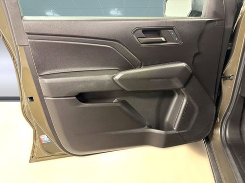 Used 2024 Chevrolet Colorado W/T image 19