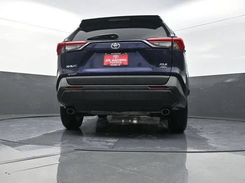 Used 2025 Toyota RAV4 XLE AWD/4WD image 36