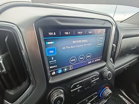 Certified 2022 Chevrolet Silverado 1500 RST image 32