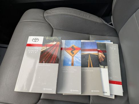 Used 2018 Toyota Tundra Limited image 35