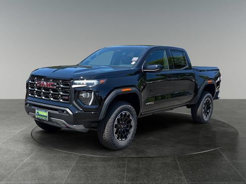 New 2026 GMC Canyon AT4 AWD/4WD image 3
