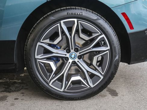 Used 2025 BMW iX xDrive50 w/ Premium Package image 8