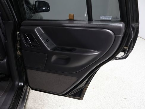 Used 2000 Jeep Grand Cherokee Laredo image 21