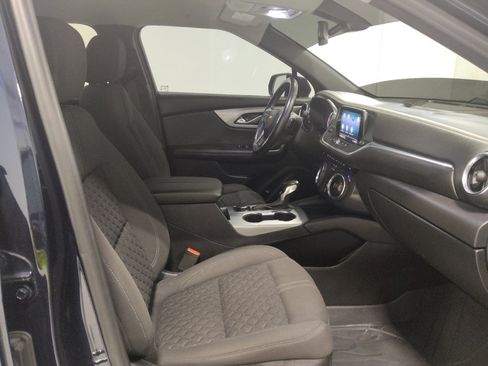 Used 2020 Chevrolet Blazer LT FWD image 21
