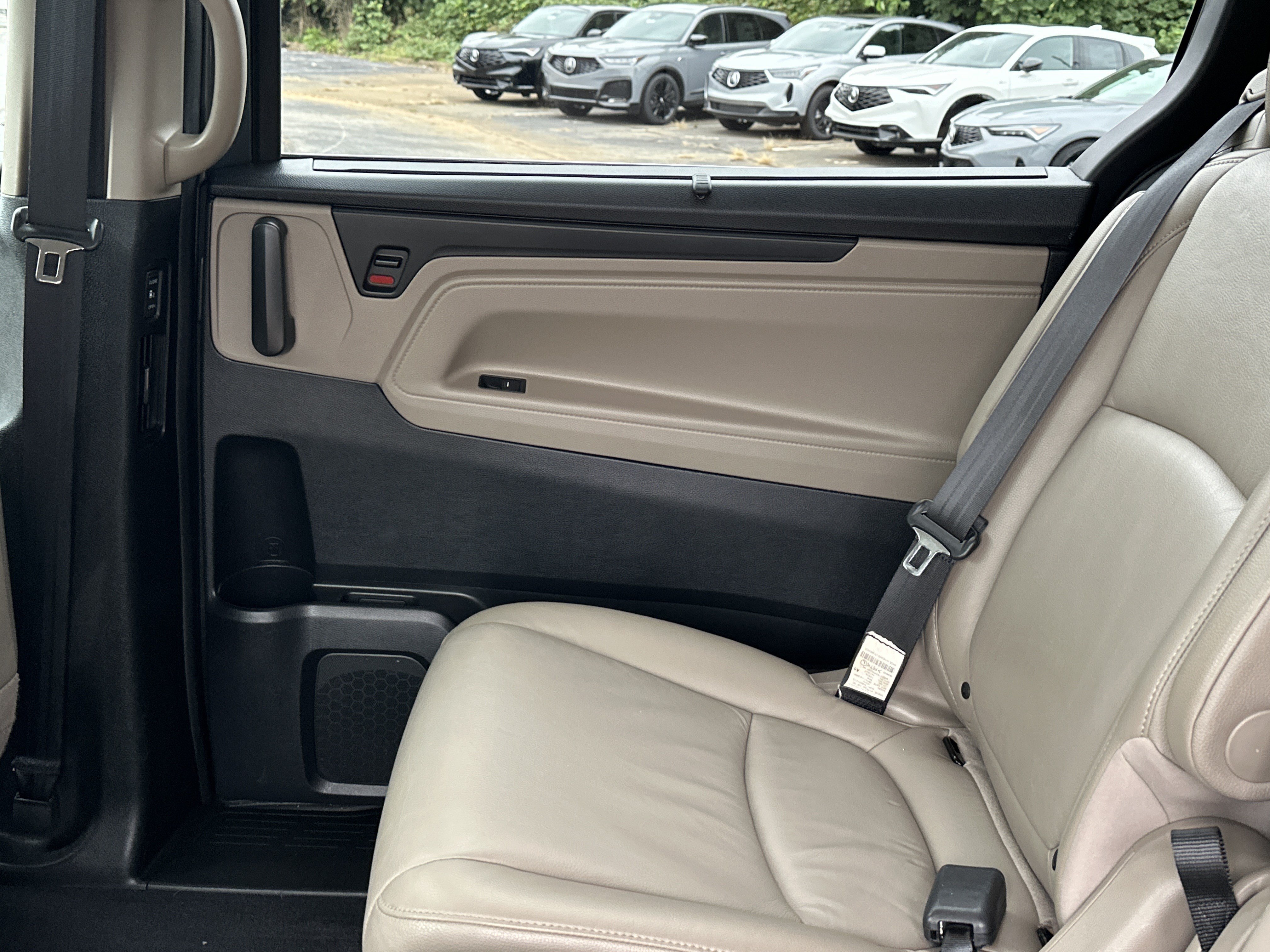 Used 2018 Honda Odyssey EX-L image 26
