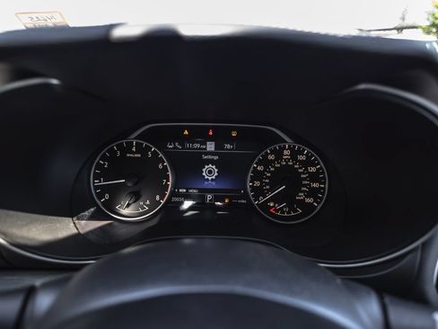Used 2023 Nissan Maxima Platinum FWD image 10