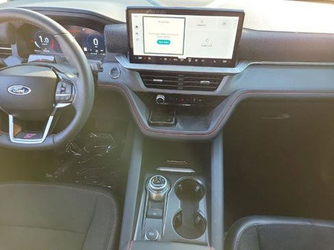 Certified 2025 Ford Explorer ST image 20