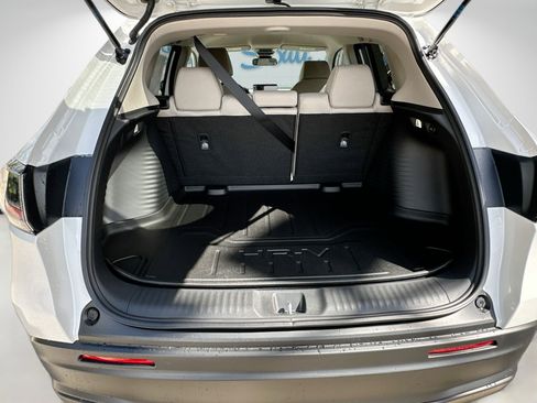 New 2026 Honda HR-V LX image 18