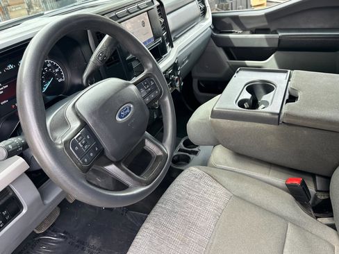 Used 2023 Ford F250 XLT AWD/4WD image 10