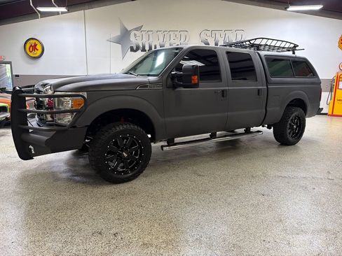 Used 2016 Ford F250 XLT w/ XLT Value Package AWD/4WD image 1