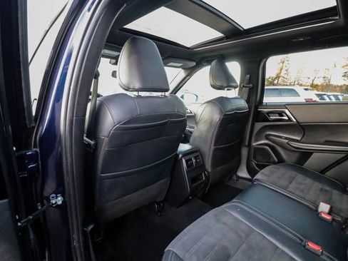 Used 2022 Mitsubishi Outlander SEL Black Edition image 41