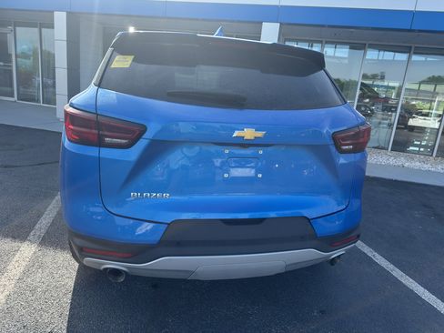 Used 2024 Chevrolet Blazer LT w/ Convenience Package image 4