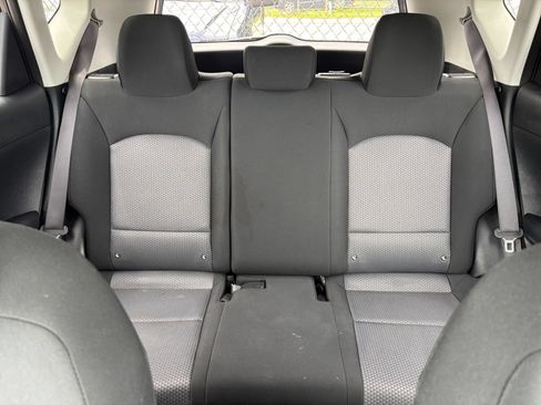 Used 2025 Kia Soul LX w/ LX Technology Package FWD image 37