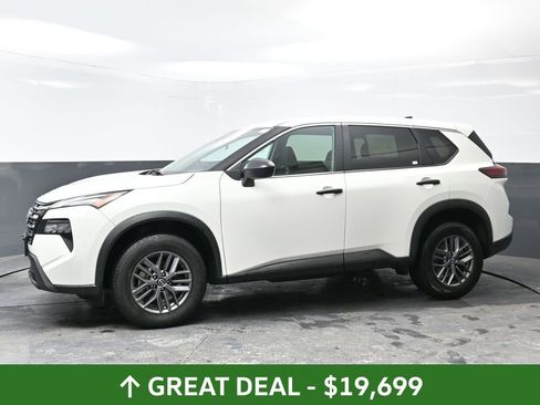 Used 2024 Nissan Rogue S AWD/4WD image 10
