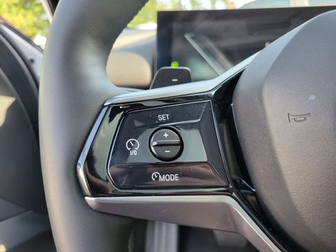 Used 2024 BMW 530i xDrive w/ Premium Package image 19