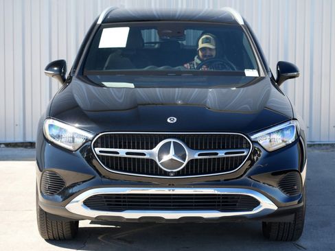 Used 2023 Mercedes-Benz GLC 300 w/ Exclusive Trim Package image 52