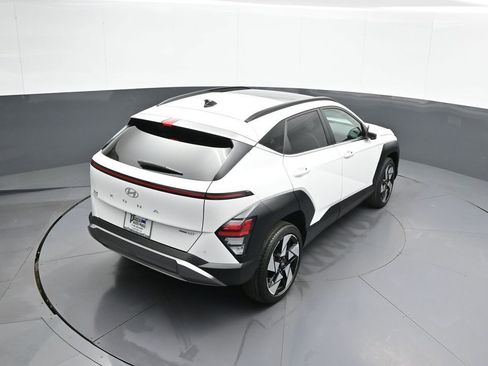 Certified 2024 Hyundai Kona Limited AWD/4WD image 40