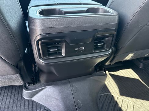 Used 2023 Chevrolet Silverado 1500 LT Trail Boss w/ LT Trail Boss Premium Package AWD/4WD image 16