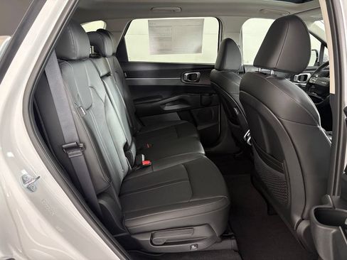 New 2026 Kia Sorento S w/ S Panoramic Sunroof Package FWD image 44