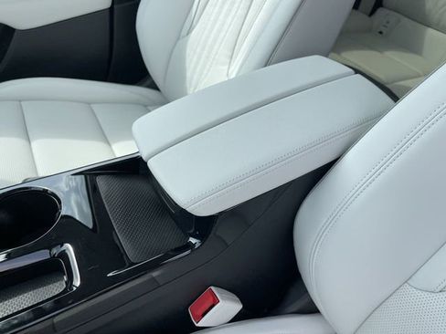 New 2026 Buick Envision Avenir image 21