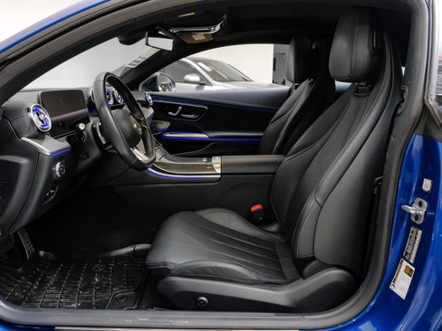 Used 2025 Mercedes-Benz CLE 300 4MATIC Coupe w/ AMG Line image 4