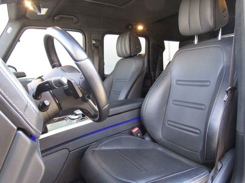 Used 2023 Mercedes-Benz G 550 image 11