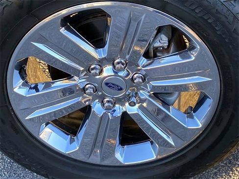 Used 2019 Ford F150 Lariat w/ Equipment Group 502A Luxury image 31