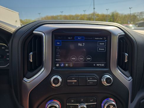 Used 2021 GMC Sierra 1500 SLE AWD/4WD image 27