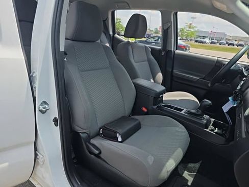 Used 2023 Toyota Tacoma SR AWD/4WD image 25
