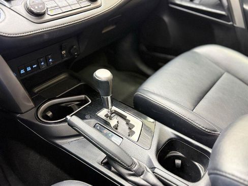 Used 2017 Toyota RAV4 Limited AWD/4WD image 20